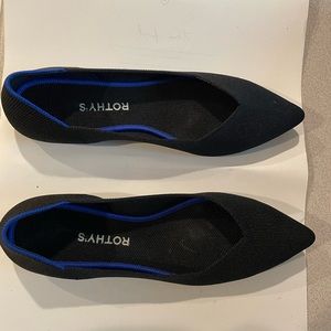 Rothy’s black point (EUC Size 10)